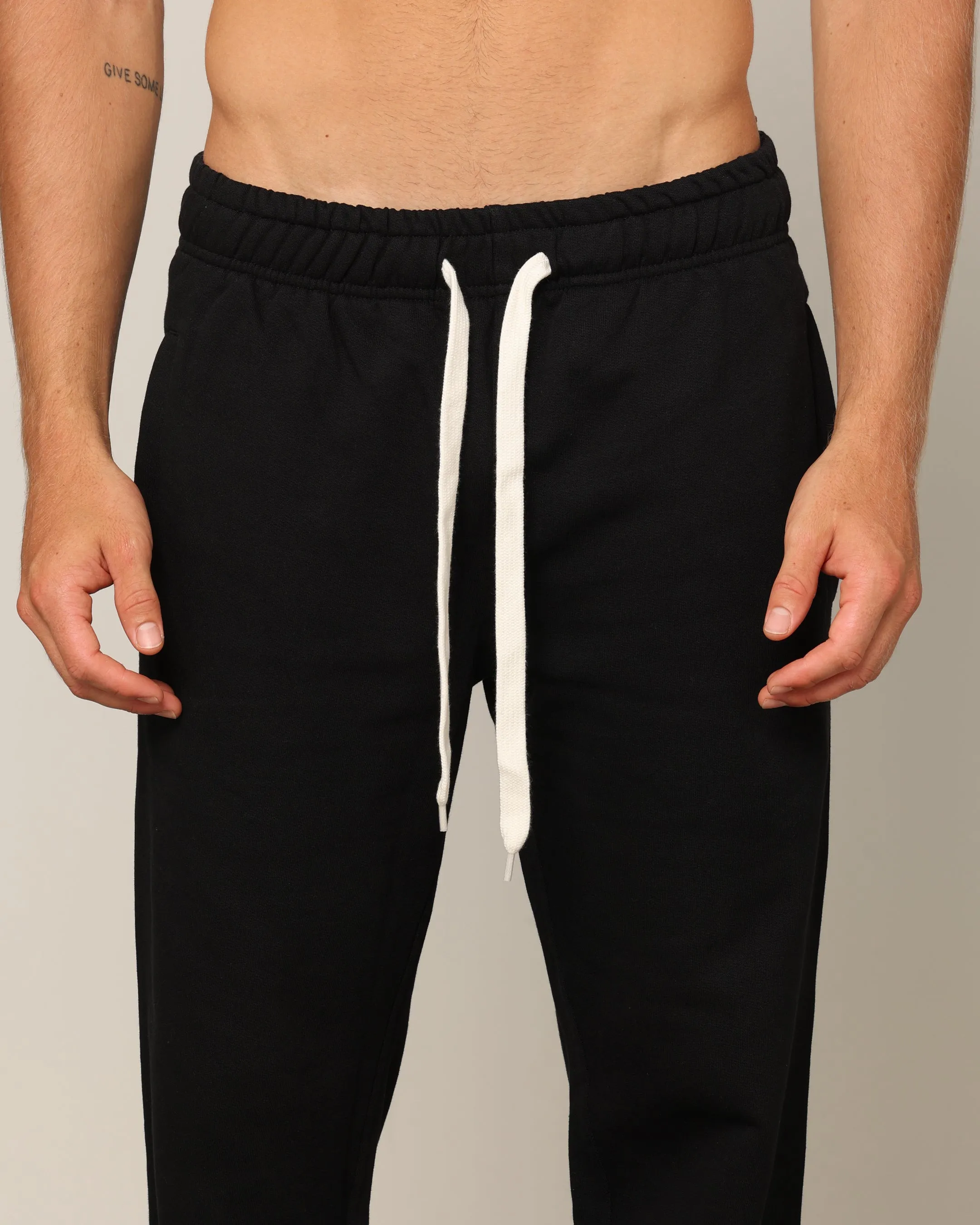 Carr Blanc Sweatpants Black