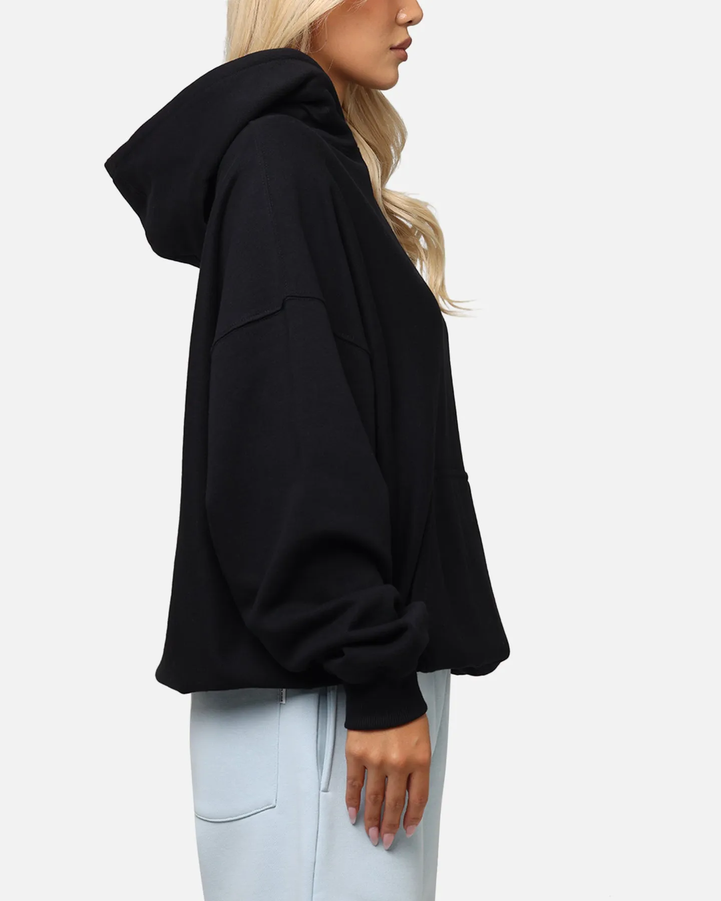 Carre International Hoodie Black