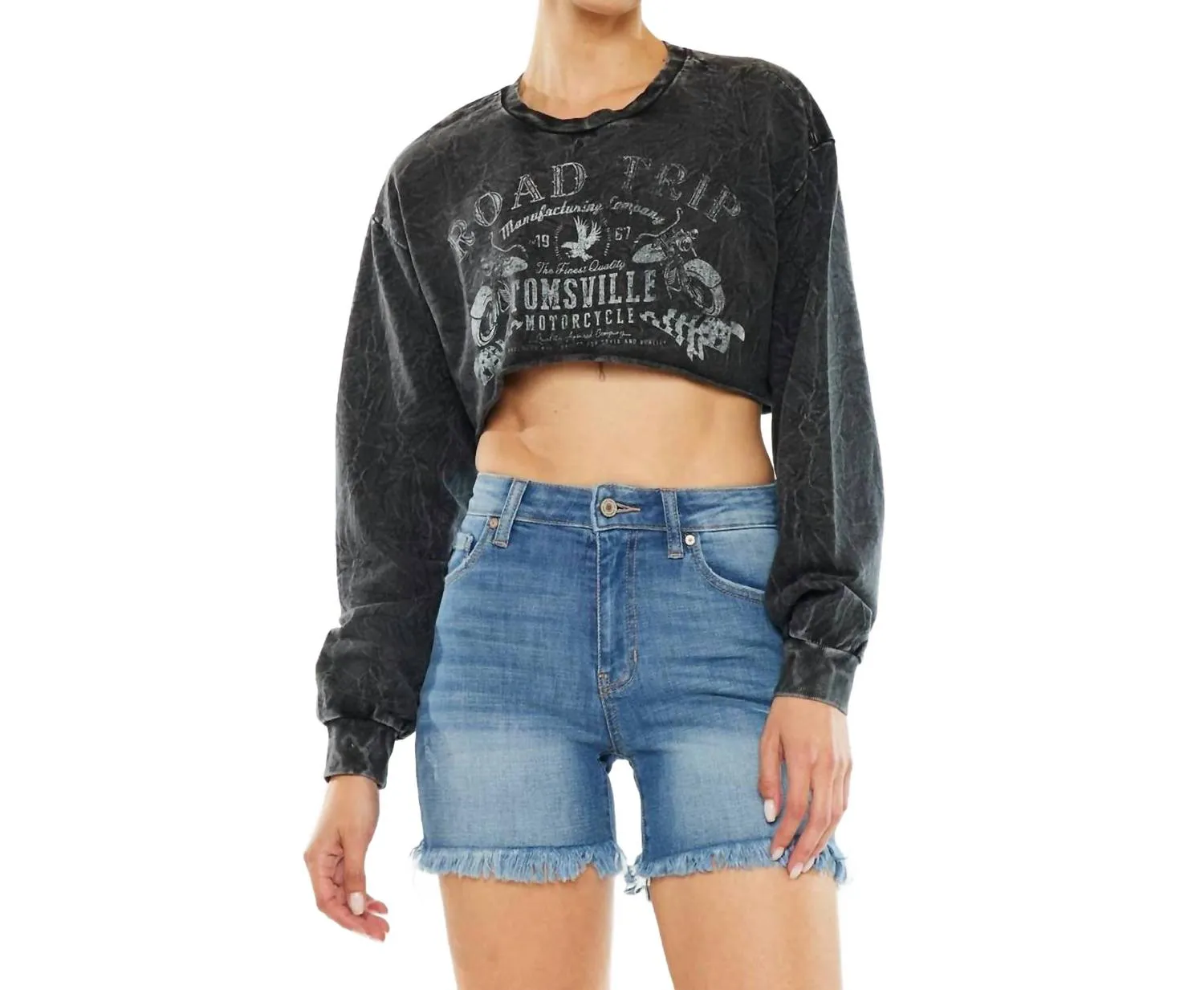 Cheyenne High Rise Fray Hem Shorts Jeans In Medium Blue