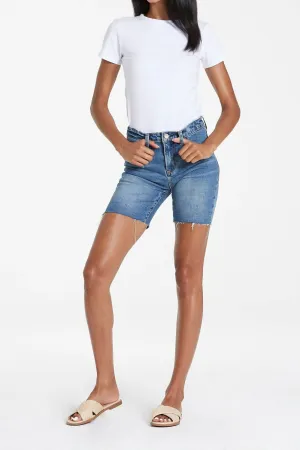 Ruthie Short In Damso