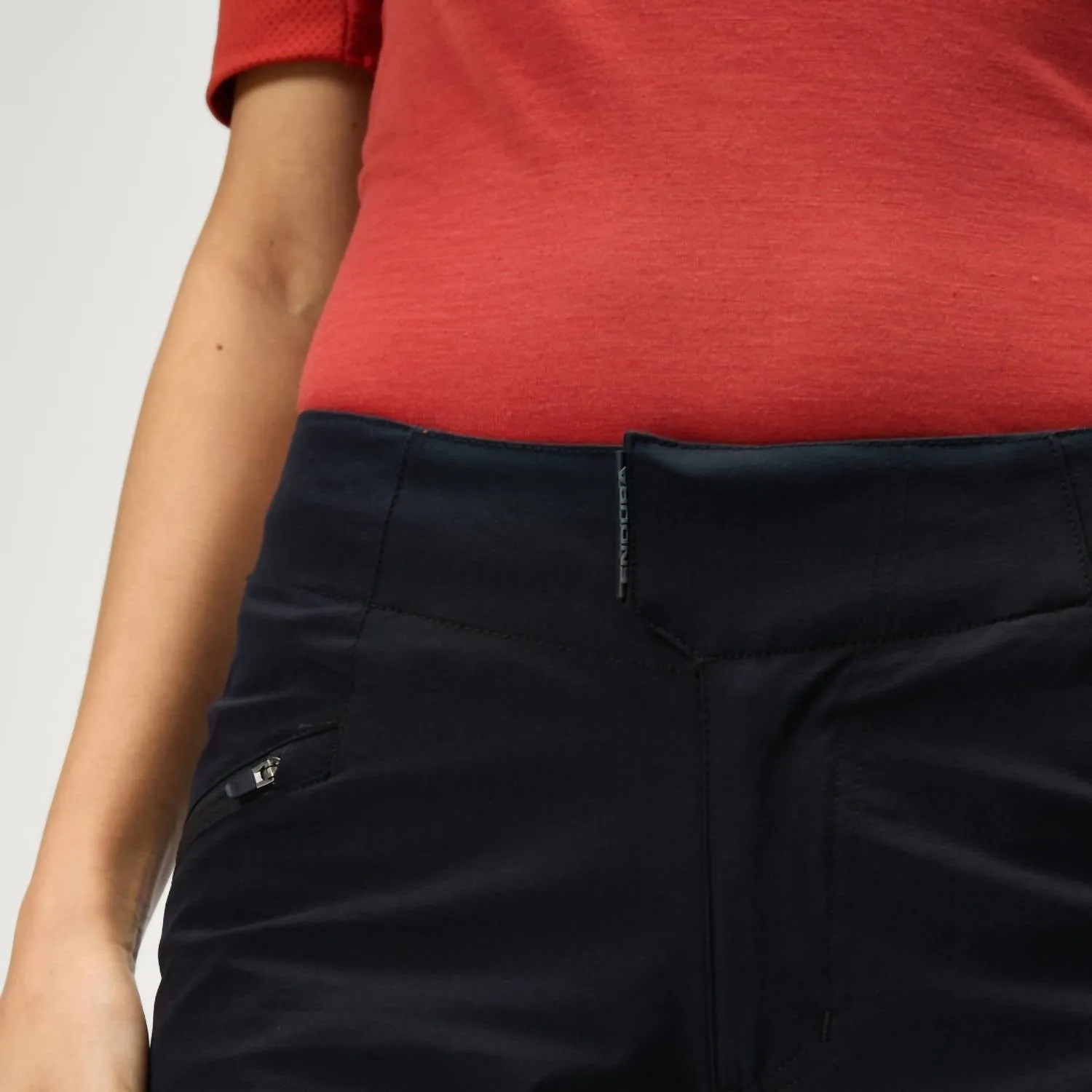Women's Singletrack Lite Short In Black