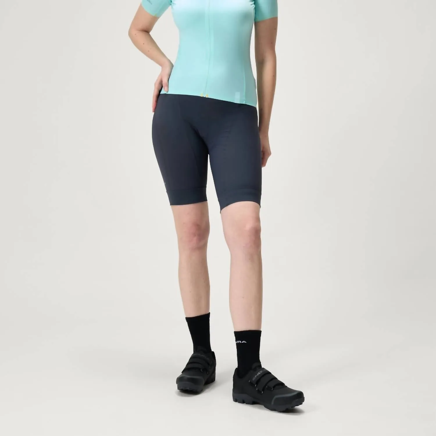 Women's Xtract Lite Short In Gray